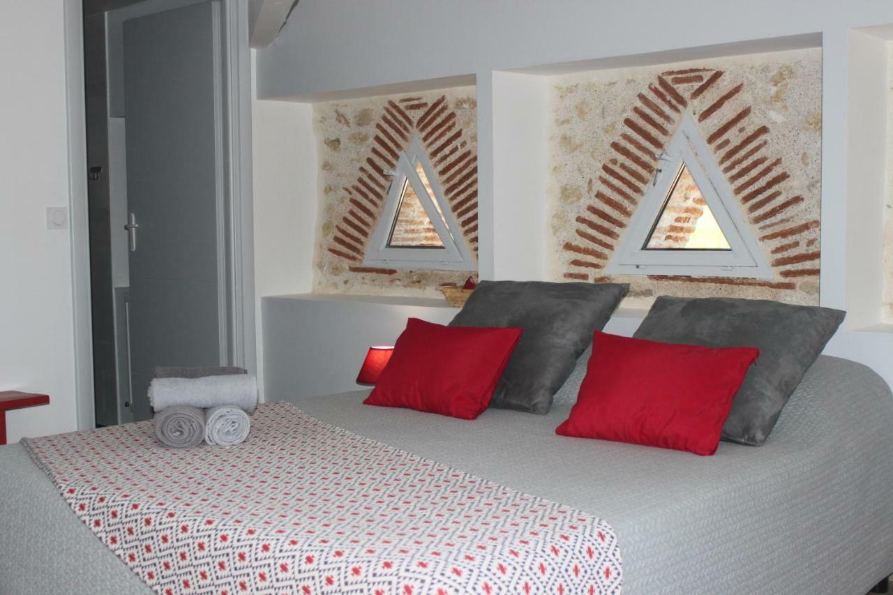 Domaine De Calbiac Bed & Breakfast Dolmayrac Luaran gambar